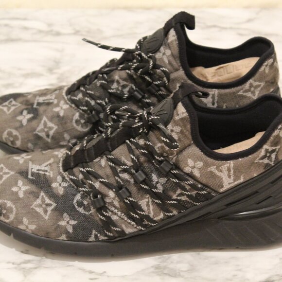 Louis Vuitton Fastlane Monogram Sneakers Black Denim LV size 8.5 - Picture 5 of 12